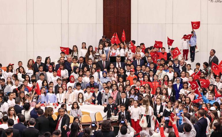 TBMM Genel Kurulunda 23 Nisan çocuk özel oturumu