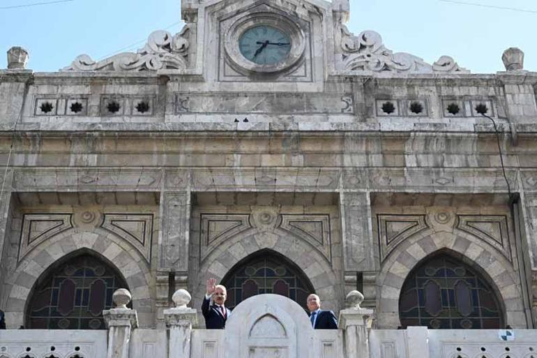 Bakan Uraloğlu, Suriye Ulaştırma Bakanı Bedir ile bir araya geldi
