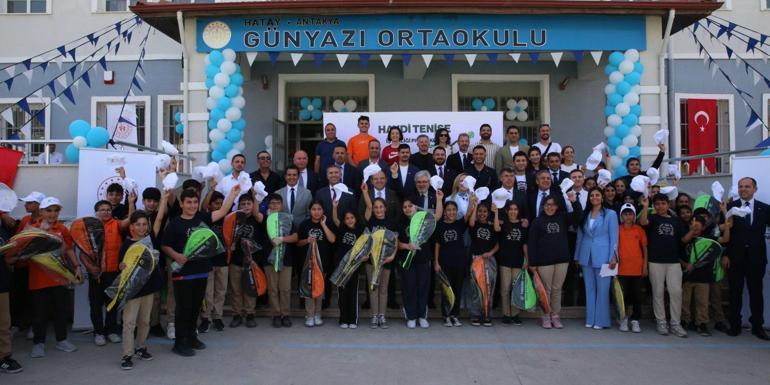 Haydi Tenise Projesi 11 deprem ilinde eş zamanlı başladı