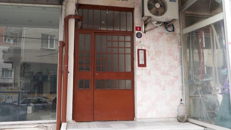 Ümraniyede ölen eşinin yakınları iki çocuk annesini evden çıkarmak için kapısına dayanıp, tehdit etti