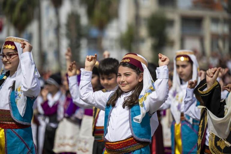 23 Nisan tüm yurtta coşkuyla kutlanıyor