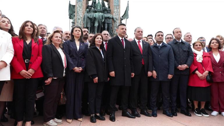 Taksim’de 23 Nisan Ulusal Egemenlik ve Çocuk Bayramı töreni