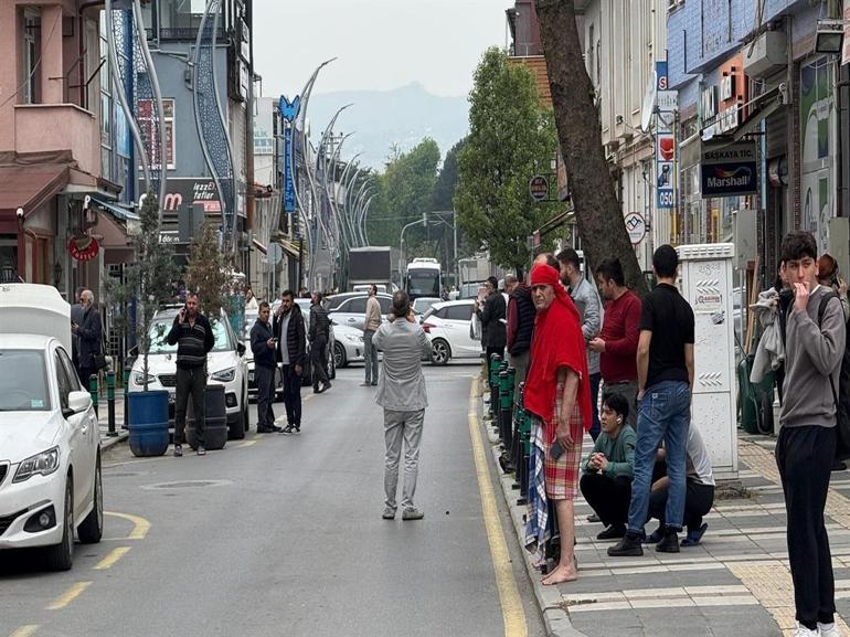 İstanbul açıklarındaki deprem çevre illerden de hissedildi