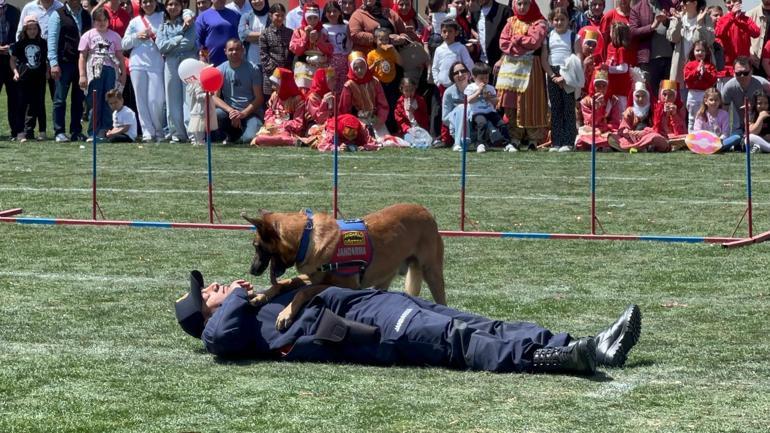 23 Nisan tüm yurtta coşkuyla kutlanıyor