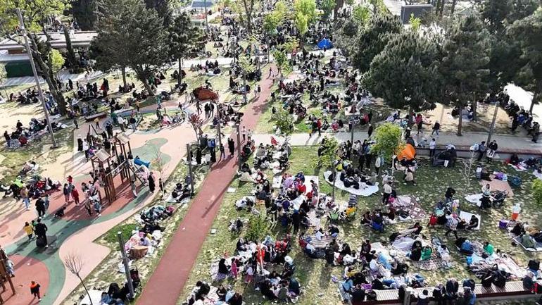 Depremin ardından Zeytinburnu Millet Bahçesindeki yoğunluk havadan görüntülendi