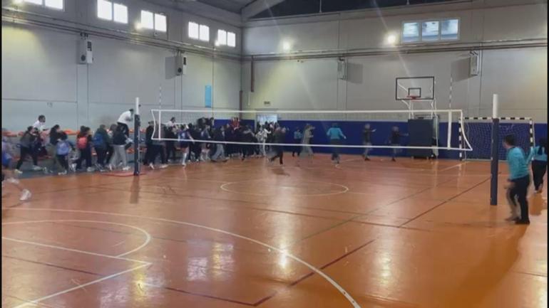 Güngörende depreme voleybol maçında yakalandılar