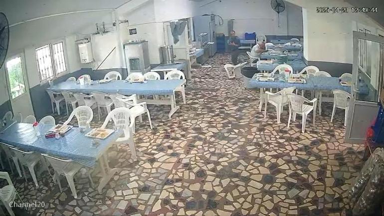 Depreme yemekhanede yakalandılar; bir işçi bayılırken bir kişi yemek yemeye devam etti