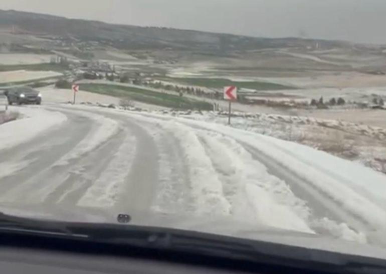 Ankarada sağanak ve dolu etkili oldu