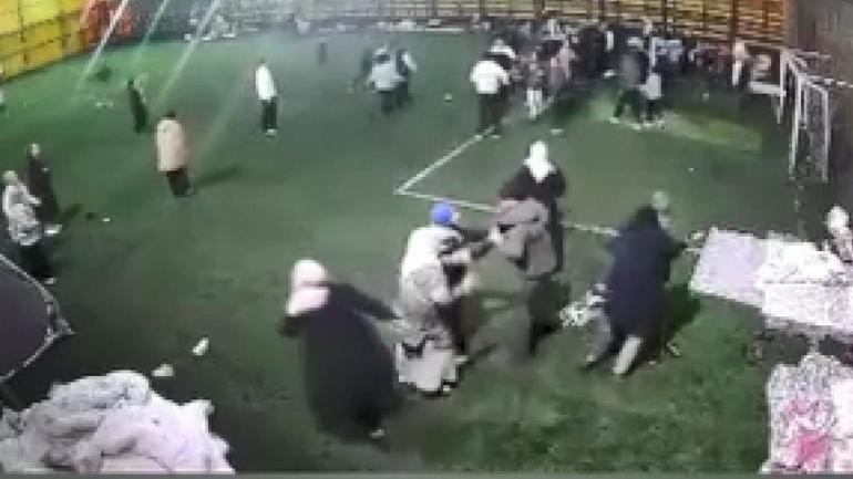 Başakşehirde depremi unuttular kavgaya tutuştular