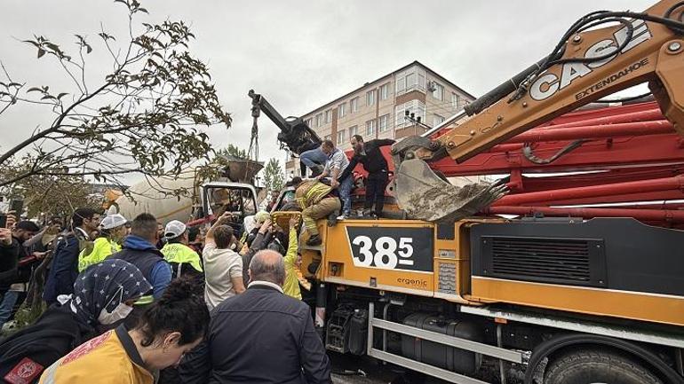 Bartın’da 3 aracın çarpıştığı kaza kamerada; 8 yaralı