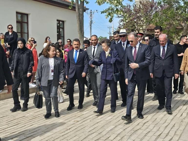 Birleşik Krallık Kraliyet Prensesi Anne, Seddülbahir Kalesi’ni ziyaret etti
