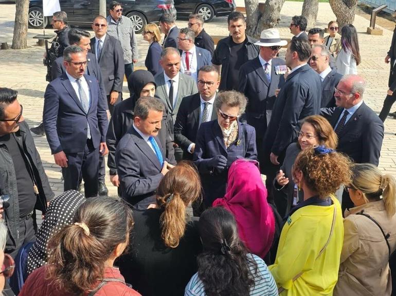 Birleşik Krallık Kraliyet Prensesi Anne, Seddülbahir Kalesi’ni ziyaret etti