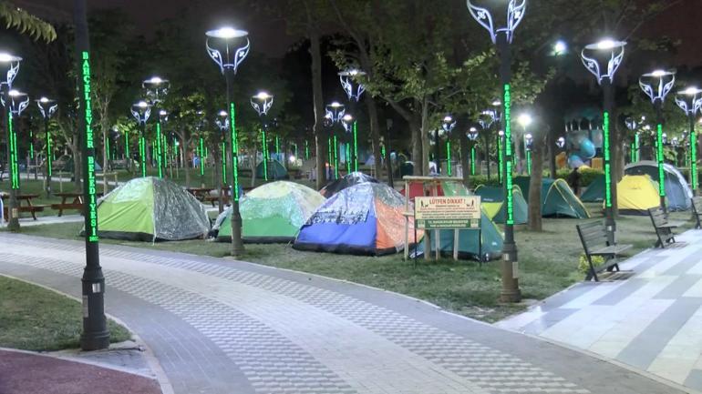 İstanbul’da çadırlarda deprem nöbeti: Uykum gelmiyor, deprem olabilir diye korkuyorum