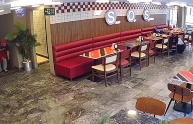 Sultangazide depremde herkes kaçtı; o ailesine koştu