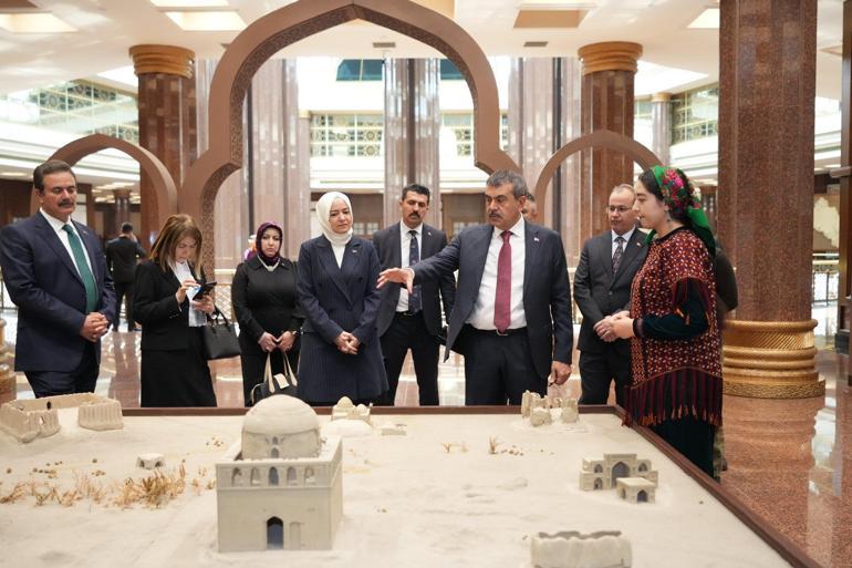 Bakan Tekin, Türkmenistanda temaslarına devam ediyor
