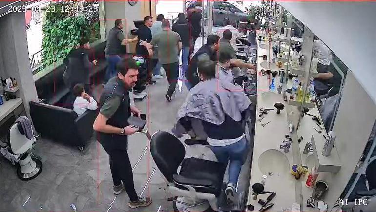 Avcılarda deprem anları kamerada