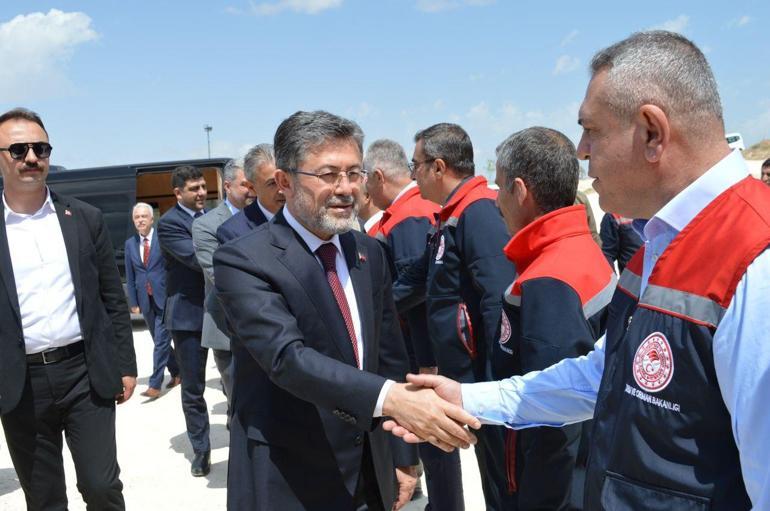 Bakan Yumaklı: Bu yıl 3 milyon tuz çalısı fidanı üreteceğiz