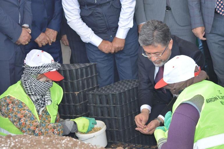 Bakan Yumaklı: Bu yıl 3 milyon tuz çalısı fidanı üreteceğiz