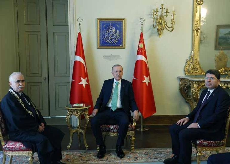 Cumhurbaşkanı Erdoğan, Anayasa Mahkemesi’nin 63’üncü kuruluş yıl dönümü programına katıldı