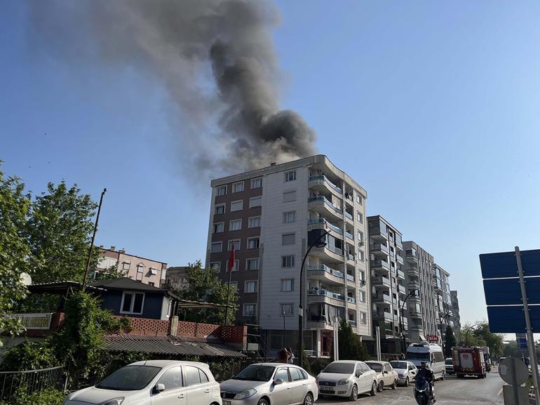 Manisada 7 katlı binada yangın; 6 kişi dumandan etkilendi