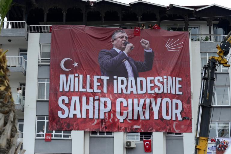 Özgür Özel: Cumhurbaşkanı adayıma güveniyorum