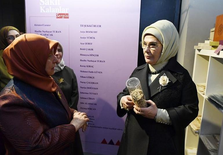 Emine Erdoğan Saklı Kalanlar sergisinin açılışını yaptı