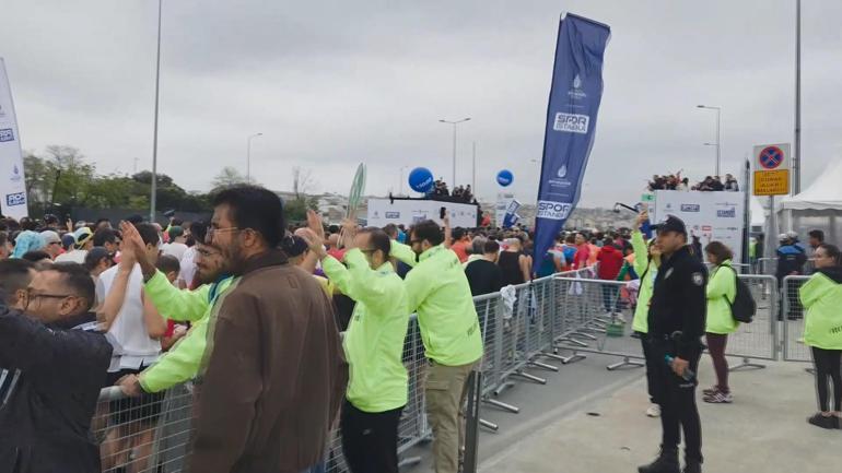 İstanbul Yarı Maratonunda 21 kilometrede birinciliği Kenyalı atletler kazandı