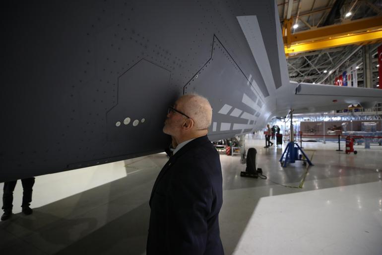 TUSAŞ, bağışçısı İsmet Bilgini tesislerinde ağırladı