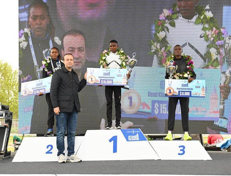 İstanbul Yarı Maratonunda birinciliği Kenyalı atletler kazandı
