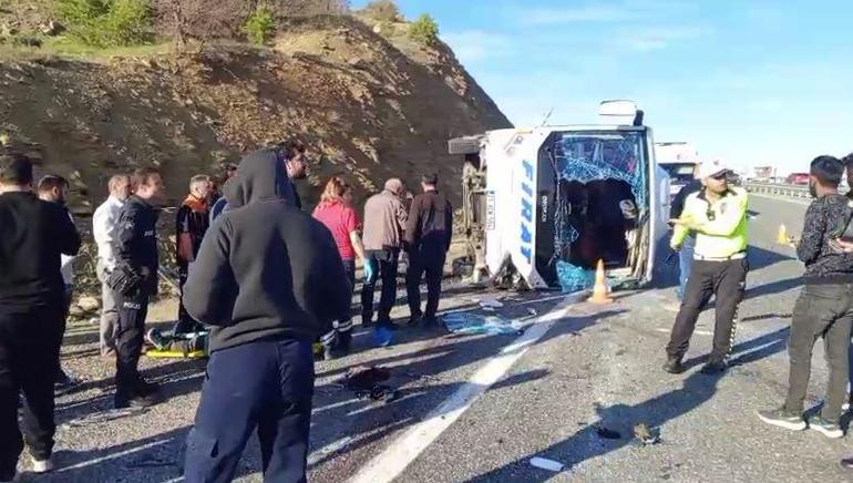 Elazığda yolcu midibüsü devrildi; 25 yaralı