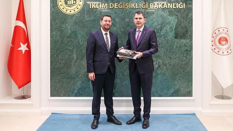 Bakan Kurum, Samandağ Belediye Başkanı Karaçayı kabul etti