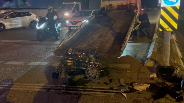 Sarıyerde otomobil ile motosiklet çarpıştı: 2 ağır yaralı