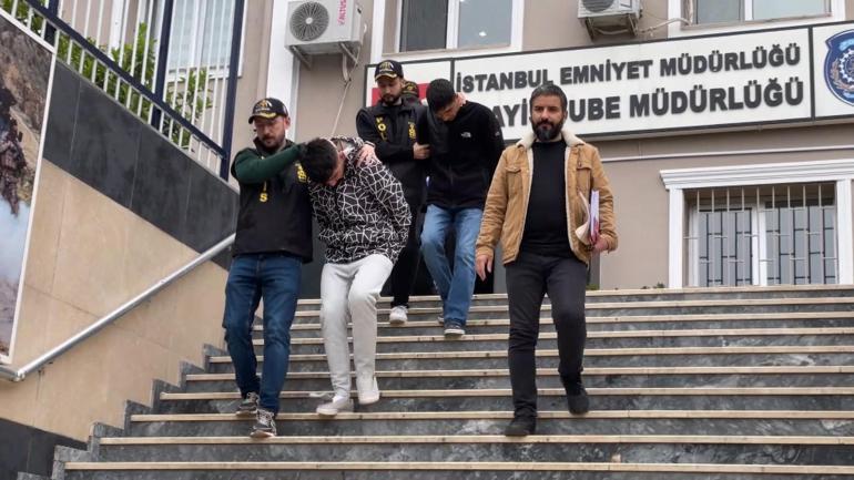 Kartalda park halindeki otomobilden 50 bin lira çalan şüpheliler kamerada