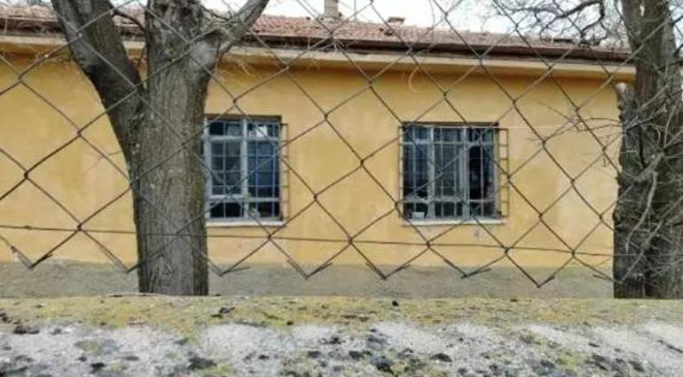 İki ayrı eve saldırı düzenleyerek 1 kişi öldürüp, 2 kişiye yaralayan sanığa 47,5 yıl hapis cezası