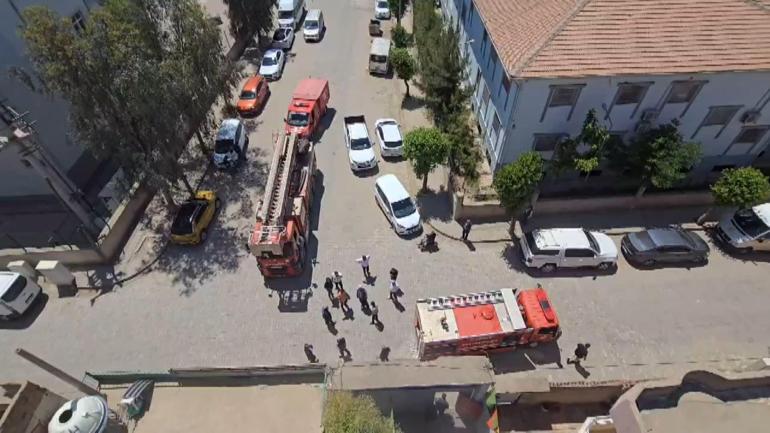 DEM Parti Cizre İlçe Teşkilatının olduğu binada çıkan yangın söndürüldü