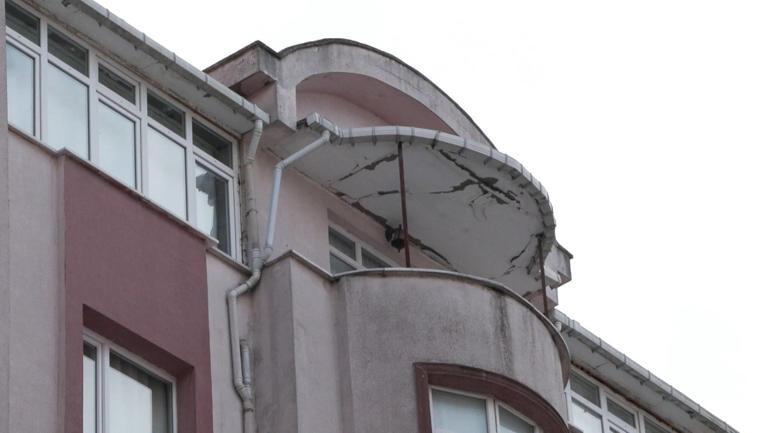 Başakşehirde Çevre, Şehircilik ve İklim Değişikliği Bakanlığı ekiplerinden hasar tespit çalışması