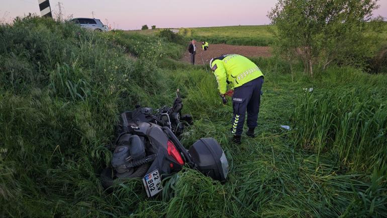 Edirnede devrilen motosiklet metrelerce sürüklendi: 1 ölü, 1 yaralı
