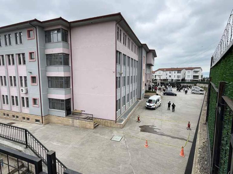 4’üncü kattan düşen liseli ağır yaralandı