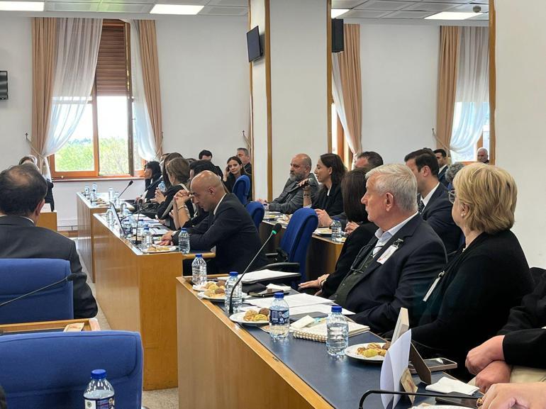 Otel yangınında hayatını kaybedenlerin yakınları komisyonda konuştu, herkes ağladı