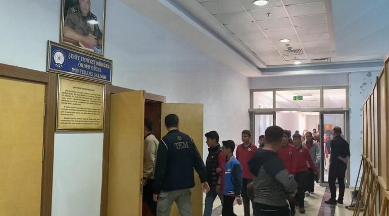 Bitliste öğrenciler, Aybüke Öğretmen Oldum Ben filmini izledi