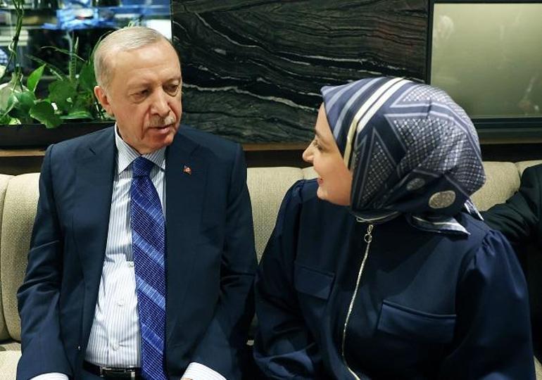 Cumhurbaşkanı Erdoğan bir kafede vatandaşlarla sohbet etti