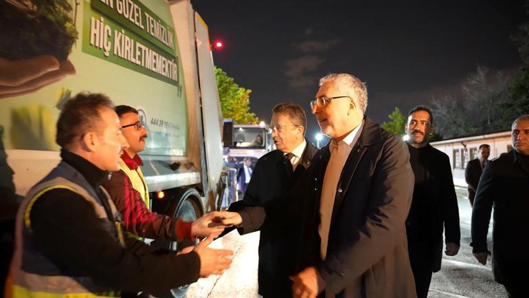 Bakan Işıkhan, işçilerle buluştu