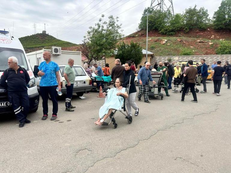 Hastanede kuru hava motoru arızalandı; yoğun duman nedeniyle hastalar tahliye edildi