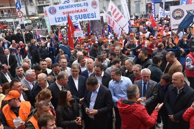 İzmirde 1 Mayıs kutlandı