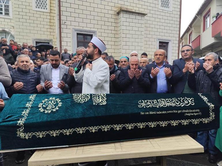 Küçükçekmecede metruk binada cesedi bulunan Fatih Aydın son yolculuğuna uğurlandı