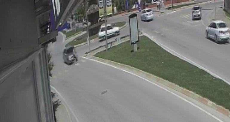 Otomobilin çarptığı yaya yaralandı; kaza kamerada