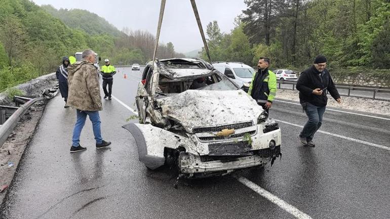 Ormana uçan cipin sürücüsü öldü, 2si çocuk 3 kişi yaralandı
