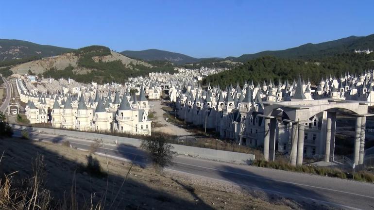 Peri Masalı diye tanıtılan projeyle ilgili dolandırıcılık soruşturması: 13 sanık hakkında 885 yıl hapis talebi