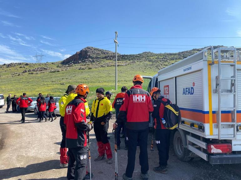Kayıp üniversiteli Burakın, boş arazide tabancayla vurulmuş cesedi bulundu