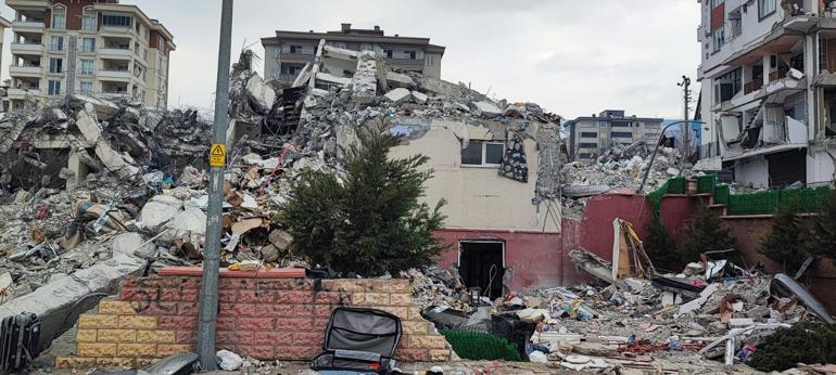 44 kişinin öldüğü sitenin 3’üncü bilirkişi raporu dosyaya girdi